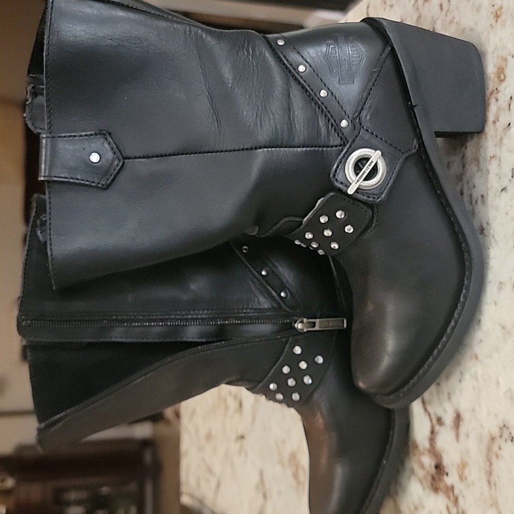 Women's Boots